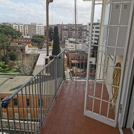 Apartment Don Bosco Near Metro A